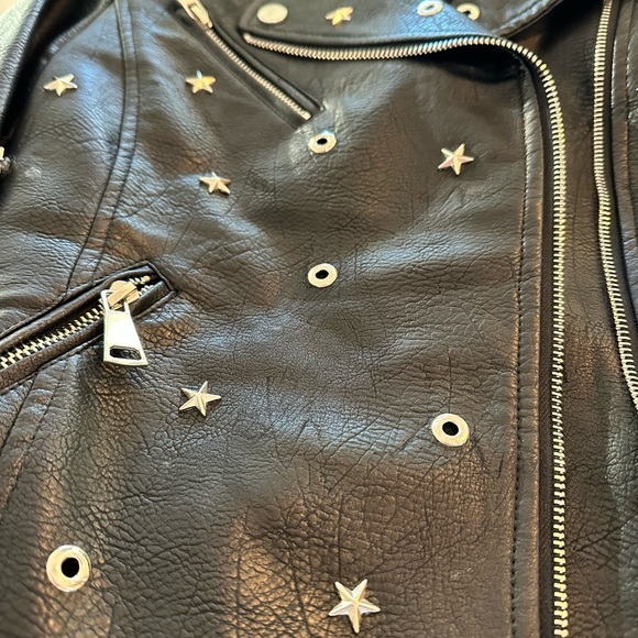 Edgy Moto jacket with studs, perfect layering over jeans or a skirt - Picture 5 of 9
